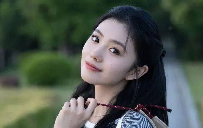 【2026.2.14】许馨文和蒋易？一线明星的活粉量？能讲讲刘浩存？平时看综艺感觉李雪琴是一个很细腻敏感真诚的人？能不能说下郑元畅？封面图